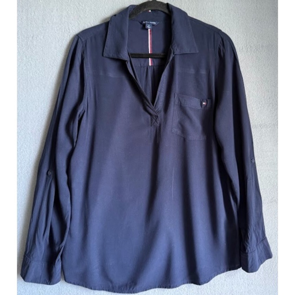Tommy Hilfiger Blouse Women Medium Blue‎ Tunic Top Roll Tab V Neck Pocket Casual